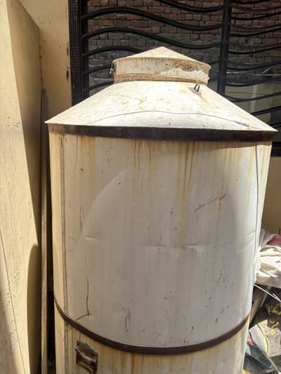 Wheat container/ Bharoula