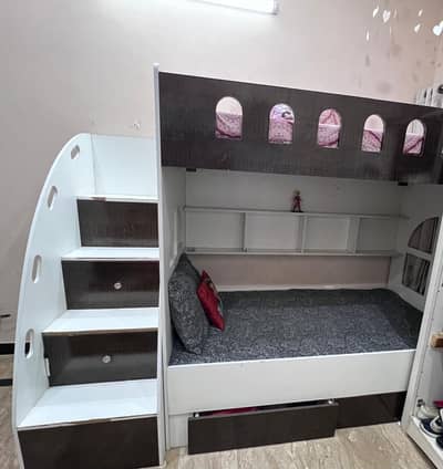 bunk bed