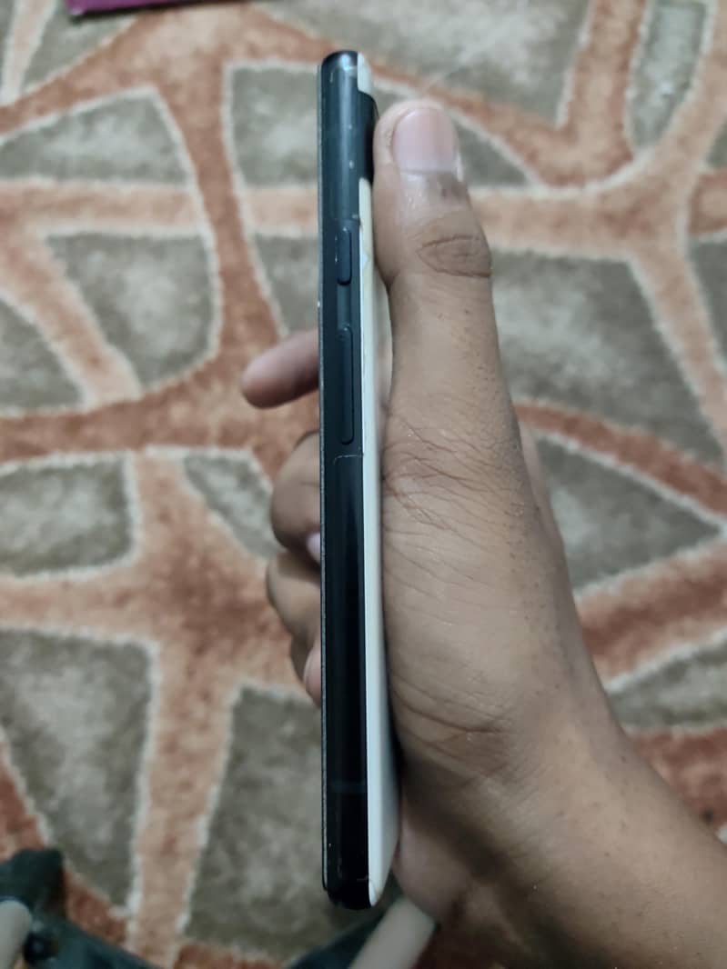 Pixel 6a 5