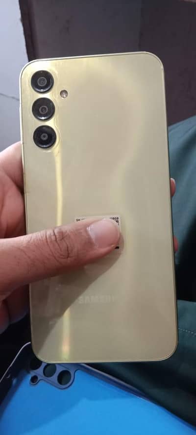 Samsung A24 8/128