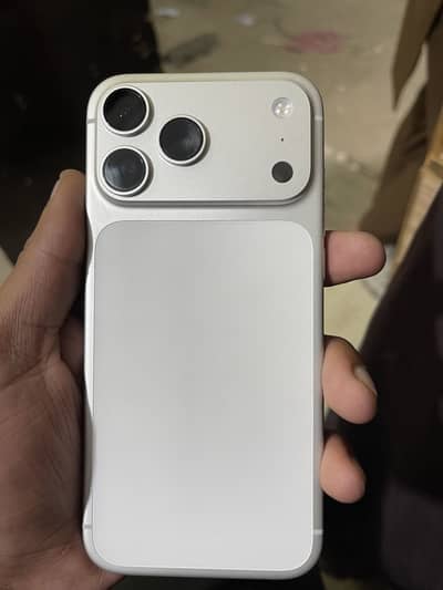 Iphone 17pro max 2 cycle pta approved