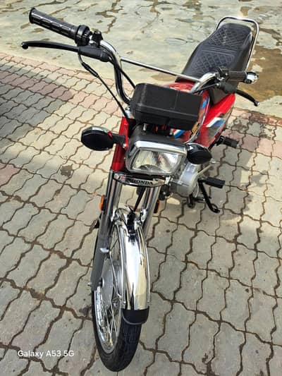 Brand-new bike hai 10/10 Number lga hua hai