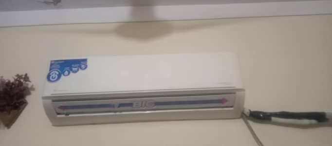 dawlance spit AC DC inverter
