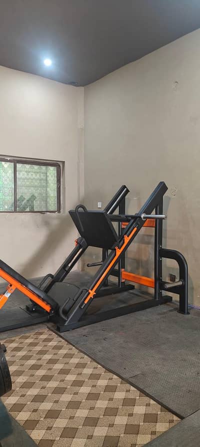 leg press leg extension leg curl
