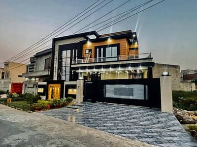 12مرلہ گھر برائے سیل وابڈا ٹاؤن