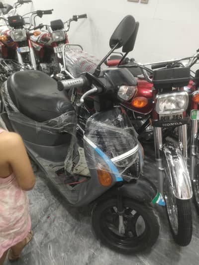 japani original scooty patrol 49cc let's 4c
