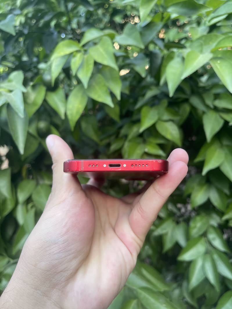 Iphone 13 4