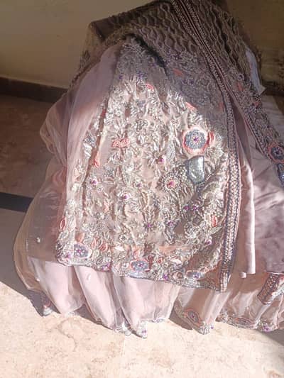 Size medium beautiful jora brand new lengha frok with naqshi hand made