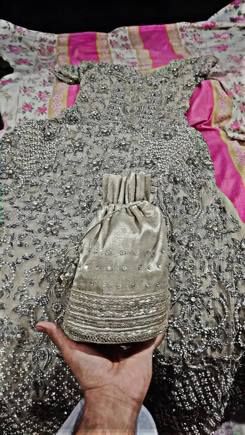 maxi new condition 3