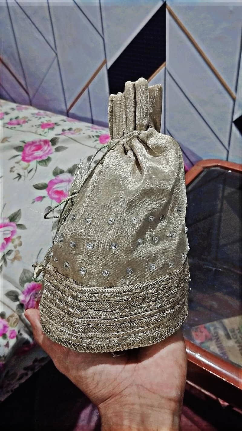 maxi new condition 4