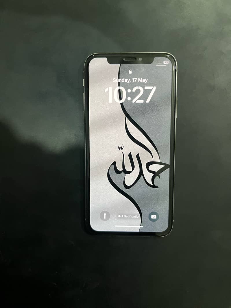 APPLE IPHONE X 4