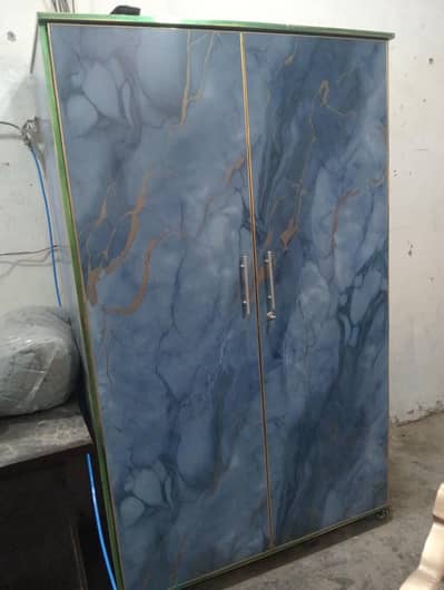 4ft x 6.5ft wardrobe brand new condition
