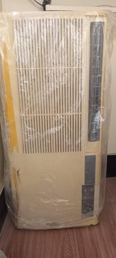 110 portable ac 1 ton good condition