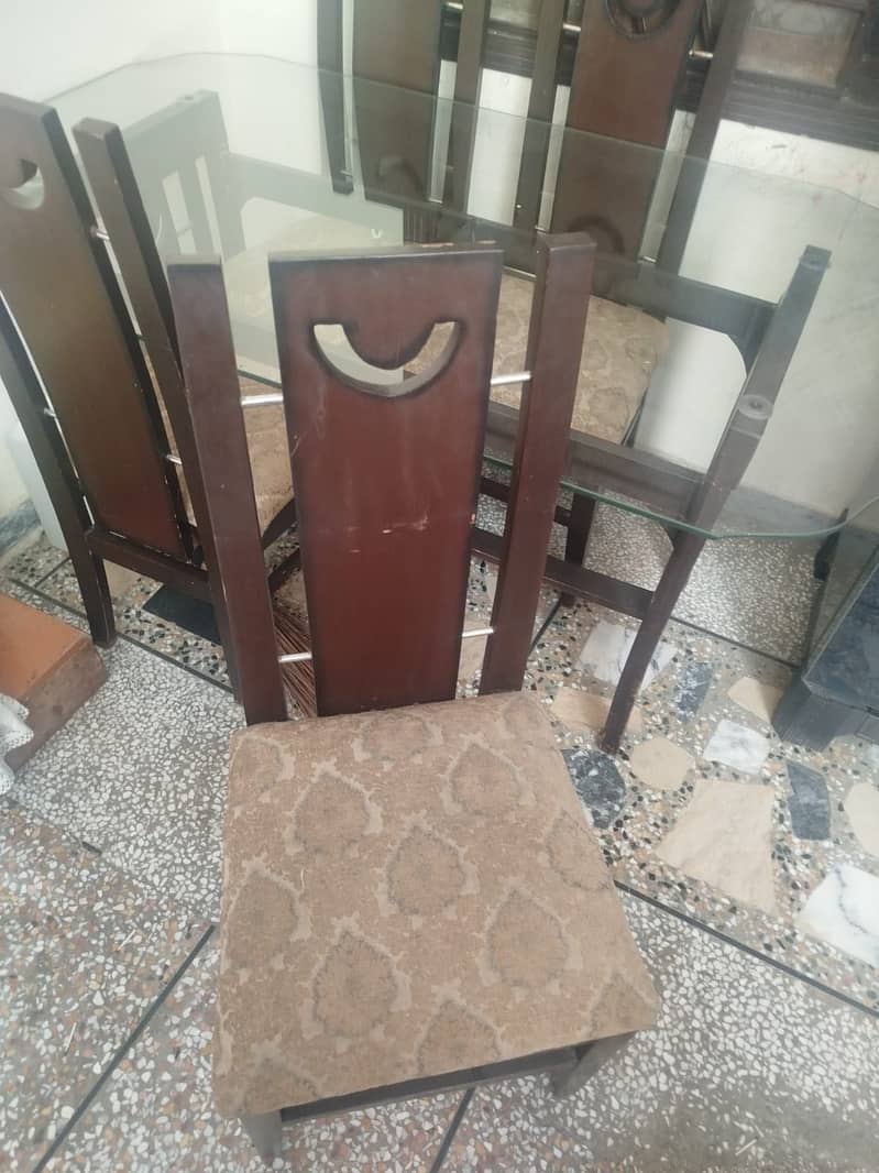 Dining table & chairs 5