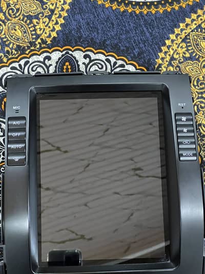 Toyota prado 2005 tesla lcd