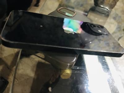 iPhone 12 / 64