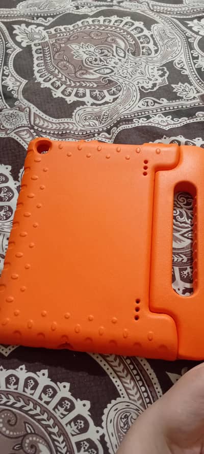 Samsung tab cover ( loot lo sale )