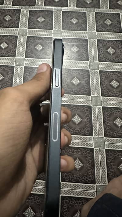 iPhone 13 all ok 10/10 condition