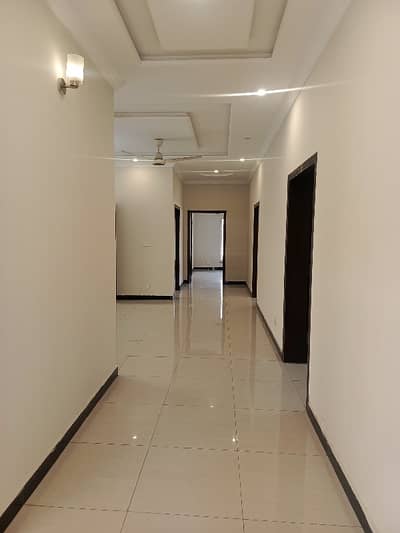 1 Kanal Upper Portion For Rent In Dha 1
