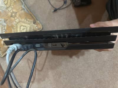 Ps4 pro jailbreak 1tb complete box