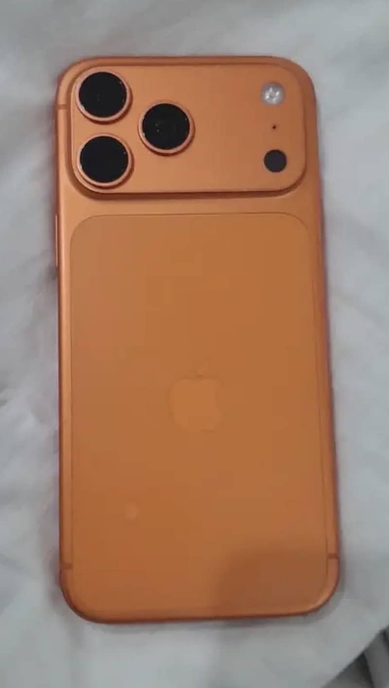iPhone 17 pro max like new 23 cycle 0