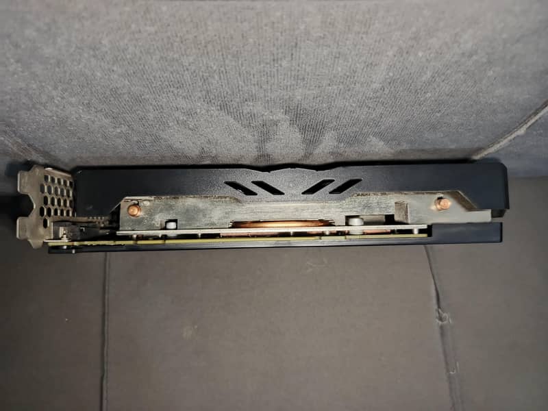 RTX 2060 SUPER 4