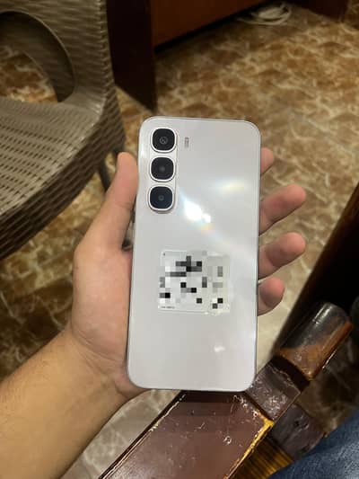 Infinix 60 pro urgent sale