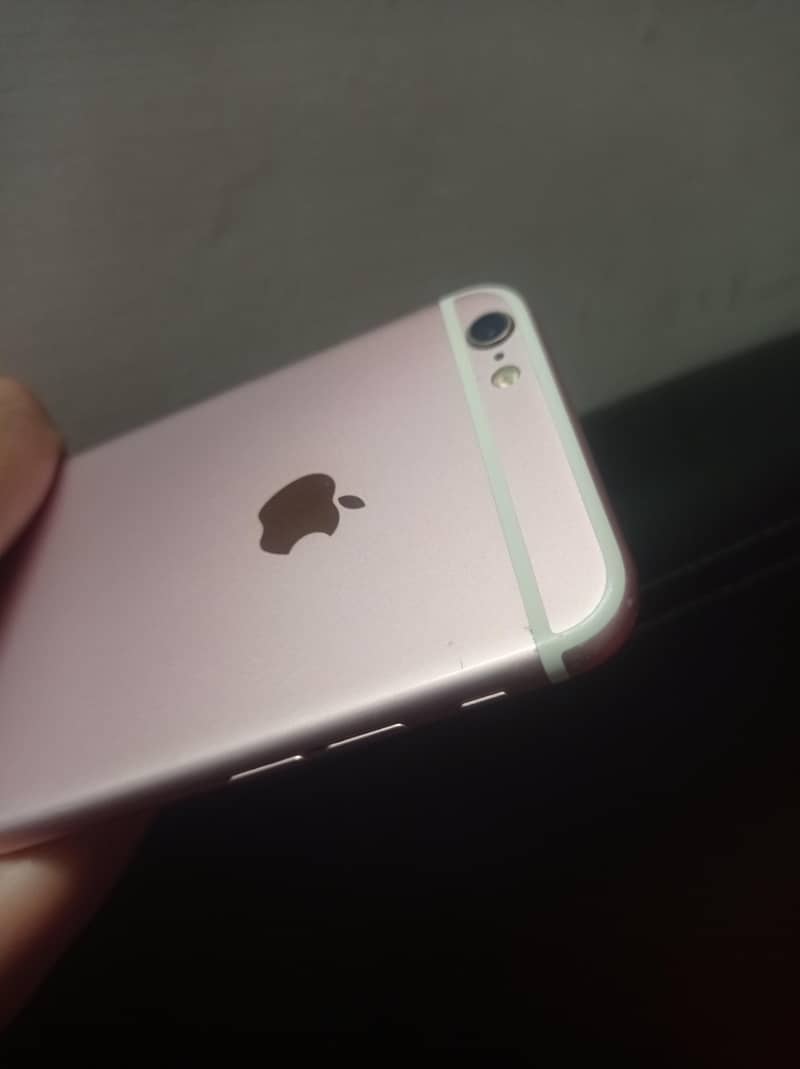 IPhone 6s 4