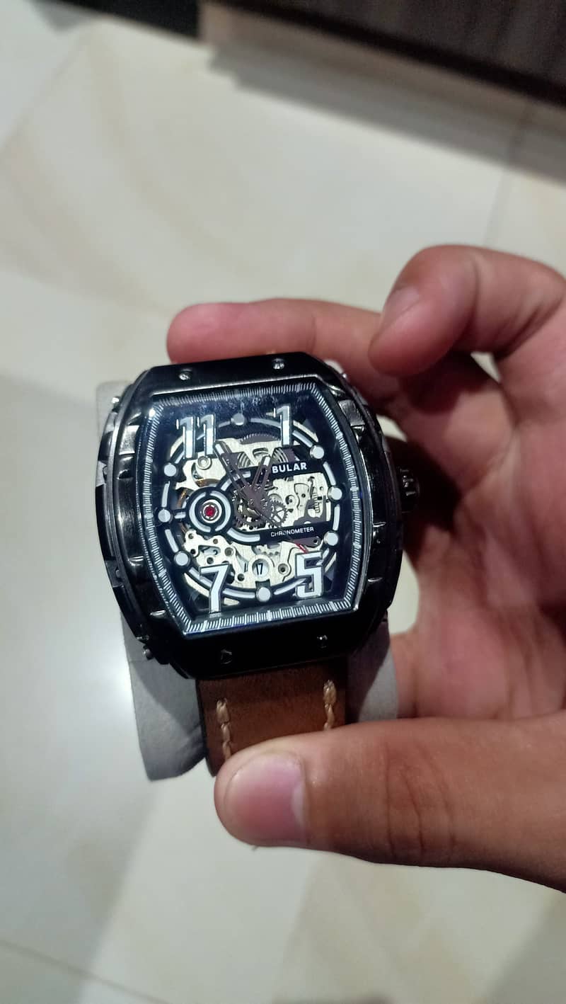 Tabular WATCH 1