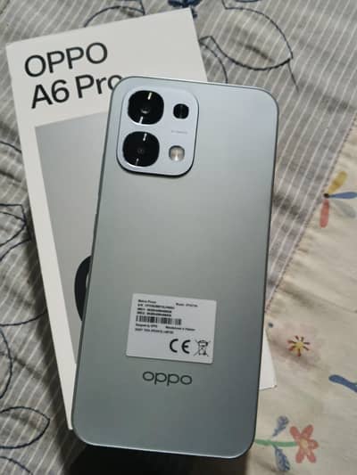 oppo A6 pro 8/256 8month waranty