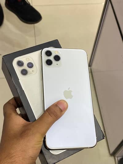 256 GB I PHONE 11 PRO MAX  WATER PACK