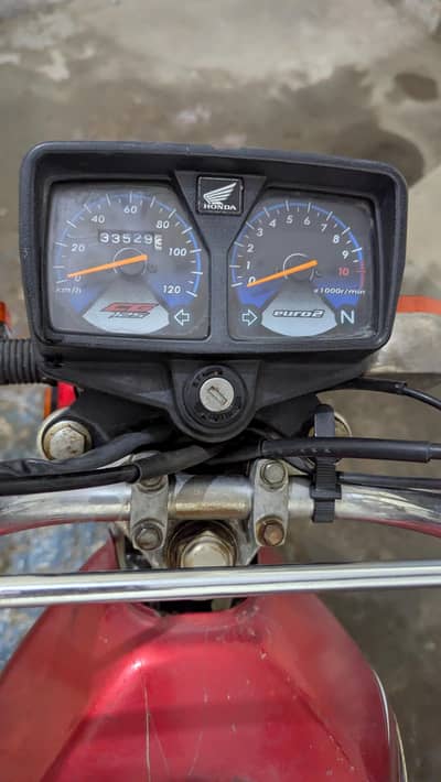 Honda Cg 125 Red Color 1st Hand use 1st Owner  No Open No Repair Neat