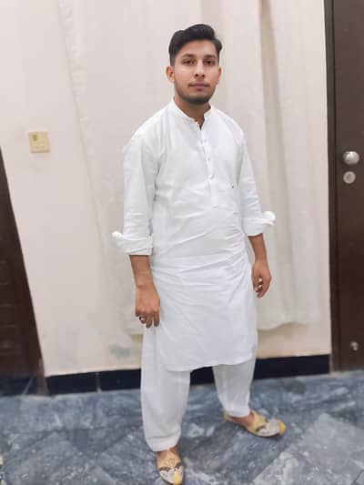 muja ka ka dino ka lia security ke ya koi or job chia agar Kise ka pas