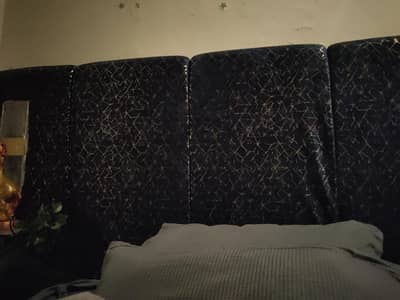 khaly bed mattress nai hai
