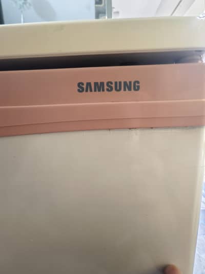 Samsung imported mini room fridge