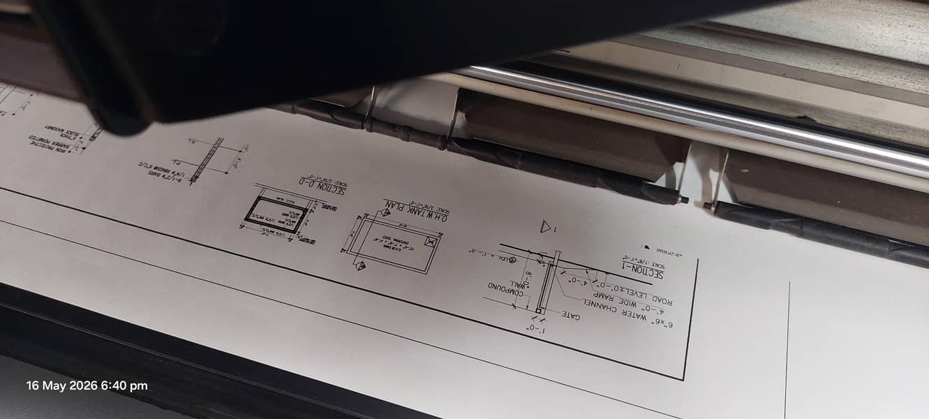 HP DesignJet 800PS 42" Large Format Plotter Printer Working Condition 2