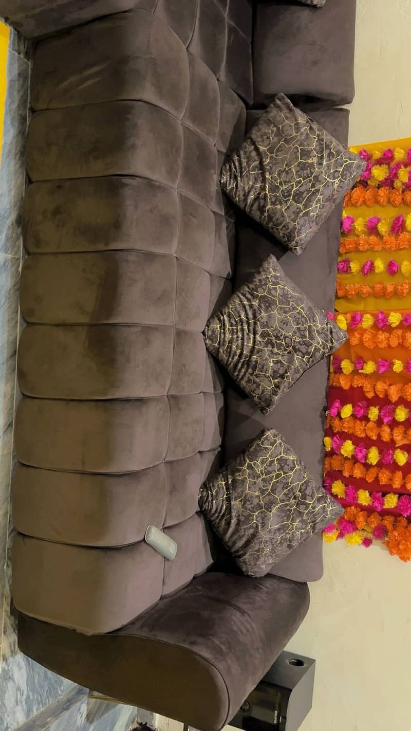 L shape sofa 1