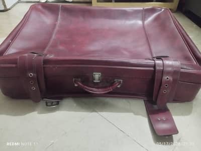 Vintage Fully Handmade Leather Suitcase For Sale