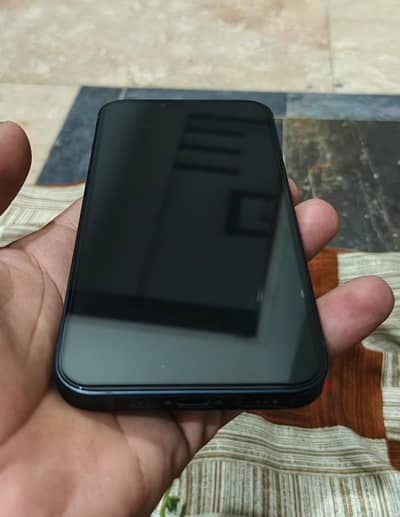 Iphone 13 128 GB 9 Month Warranty
