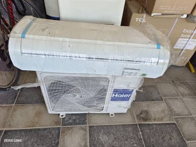 Haier 1 ton, very less used
