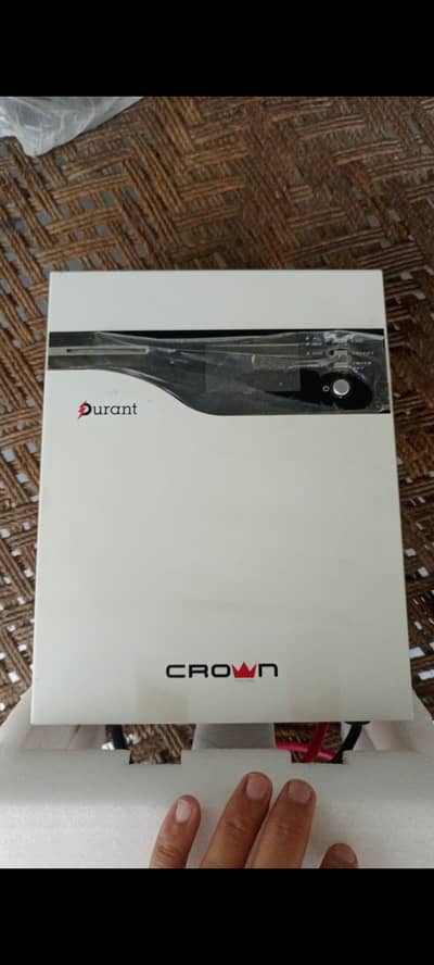 *Crown Durant 2400VA 1600W Solar Hybrid Inverter (24V MPPT) *