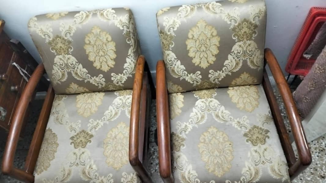 7 setter sofa 3