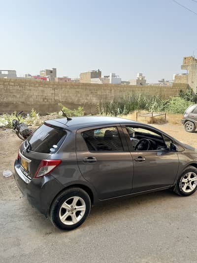Vitz 2012 -15