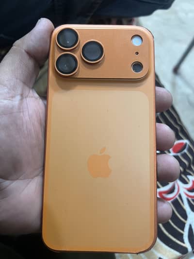 Iphone 14pro max converted 17 pro max sticker laga hai health 81