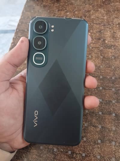 vivo y 21 lush phone ha bilkul ok