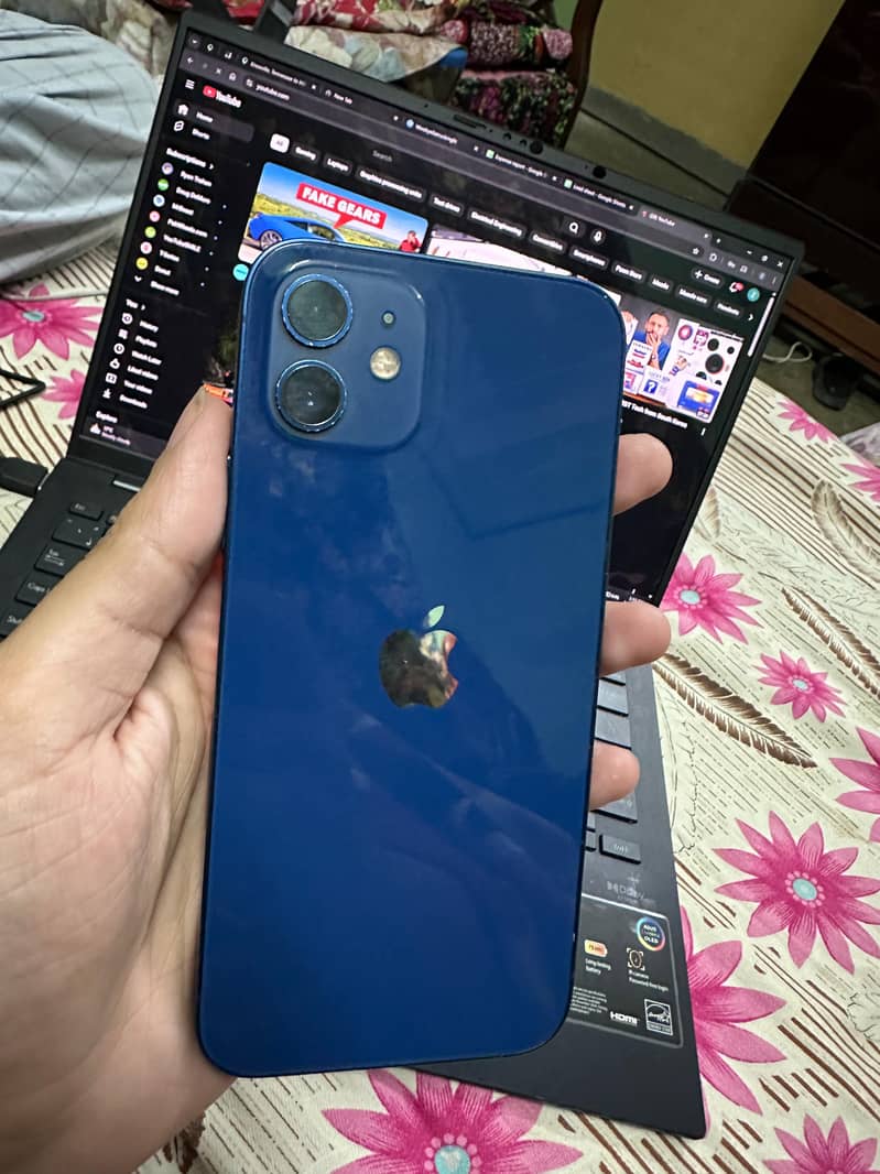 iphone 12 4