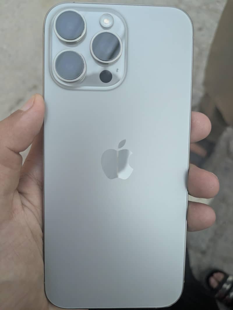 Iphone 16 pro max 0