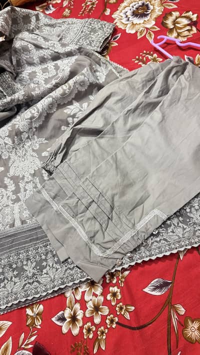 Branded dresses in size small and medium