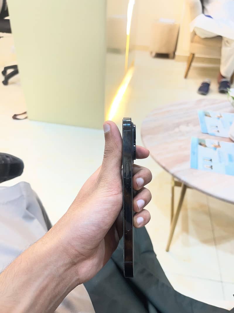 Iphone 14pro 2