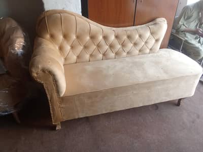 Dewan 3 Seater